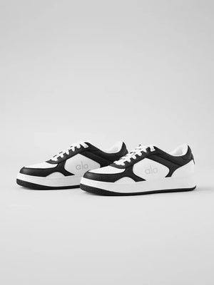 #blackwhite