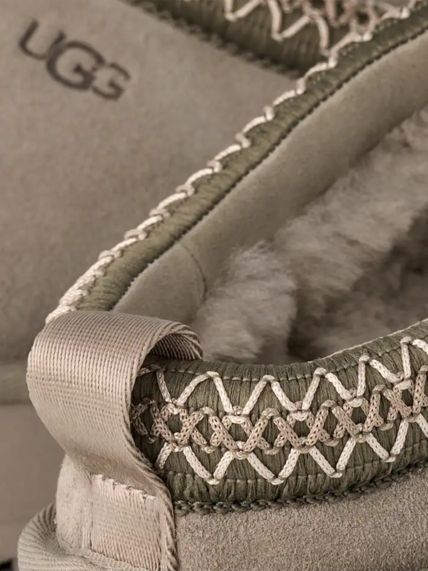 #pebblegrey