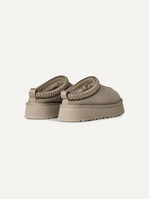 #pebblegrey