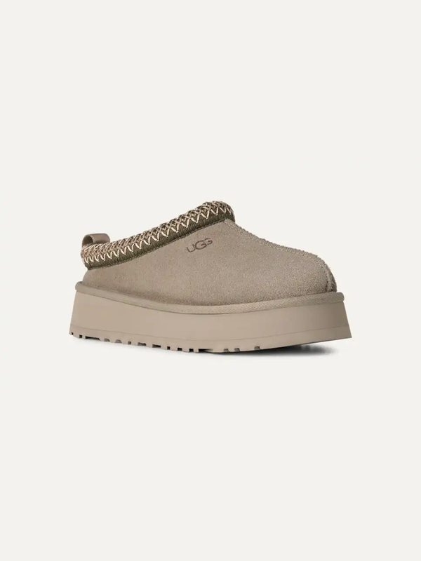 #pebblegrey