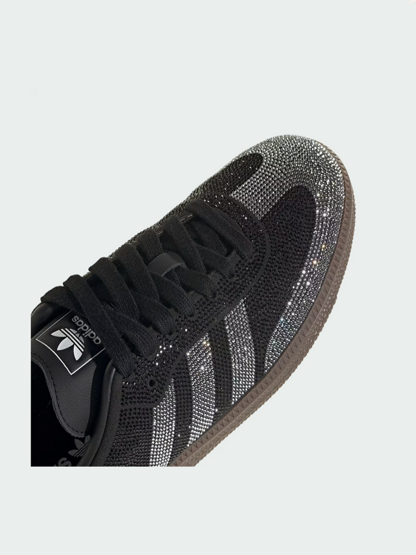 #blackrhinestone